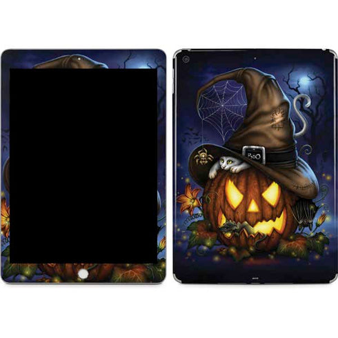 Halloween Cat and Jack O Lantern Pumpkin by Sarah Richter Apple iPad Skin