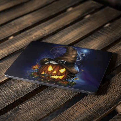 Halloween Cat and Jack O Lantern Pumpkin by Sarah Richter Apple MacBook Air Skin