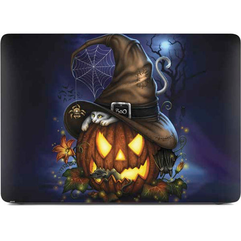 Halloween Cat and Jack O Lantern Pumpkin by Sarah Richter Apple MacBook Pro 16-inch Skin