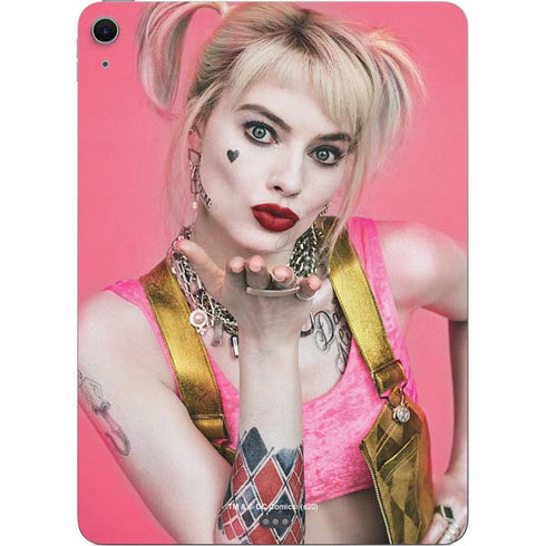 DC Comics Harley Quinn Blowing Kisses Apple iPad Air Skin