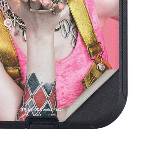 DC Comics Harley Quinn Blowing Kisses Otterbox Defender iPhone Skin