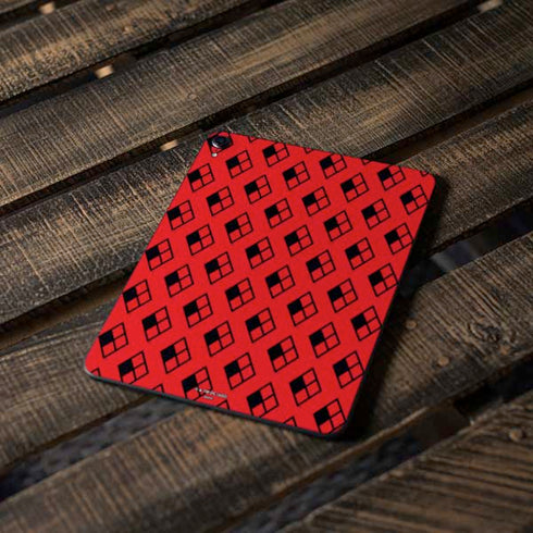 DC Comics Harley Quinn Logo Pattern Apple iPad Pro Skin