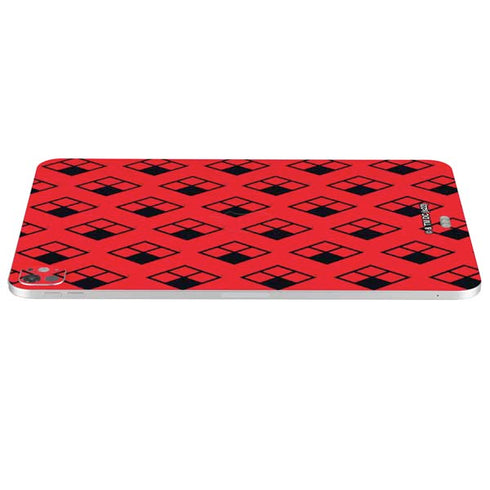 DC Comics Harley Quinn Logo Pattern iPad Pro 13in M4 (2024) Skin