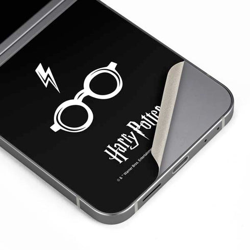 Wizarding World Harry Potter Scar and Glasses Galaxy Z Flip6 Skin