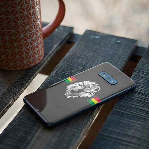 Horizontal Banner - Lion of Judah Galaxy S10e Skin