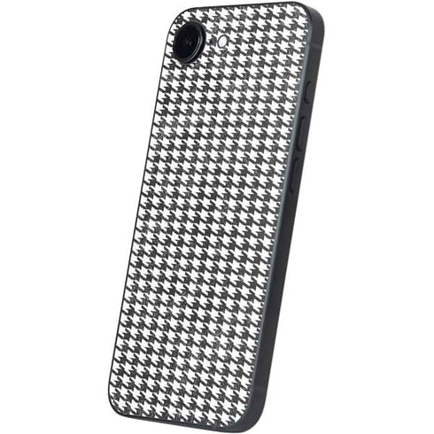 Houndstooth Black/White iPhone 16e Skin