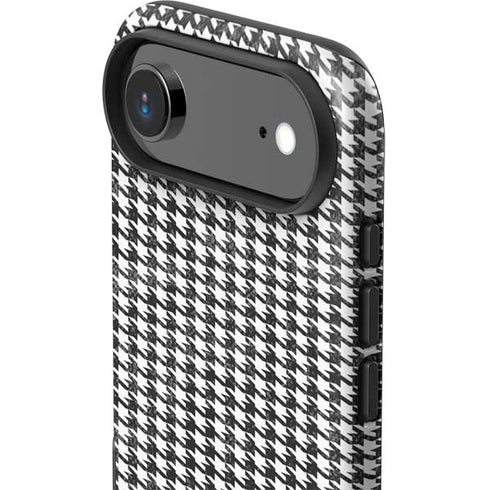 Houndstooth Black/White iPhone 17 Air Impact Case