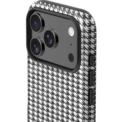 Houndstooth Black/White iPhone 17 Pro Impact Case