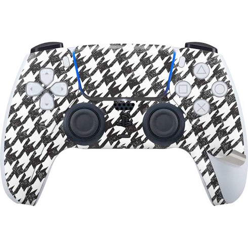 Houndstooth Black/White PS5 Pro Bundle Skin
