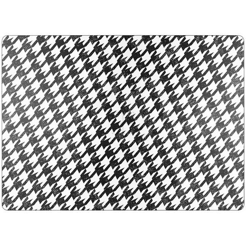 Houndstooth Black/White Surface Laptop 7 13.8in Skin