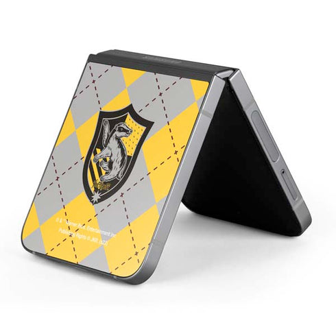 Wizarding World Harry Potter Hufflepuff Crest Galaxy Z Flip6 Skin