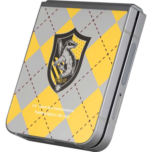 Wizarding World Harry Potter Hufflepuff Crest Galaxy Z Flip6 Skin