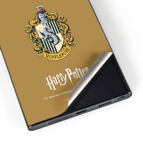 Wizarding World Harry Potter Hufflepuff House Crest Galaxy S24 Ultra Skin