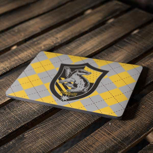 Wizarding World Harry Potter Hufflepuff Crest Apple MacBook Air Skin