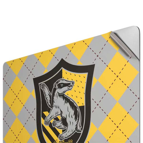 Wizarding World Harry Potter Hufflepuff Crest Apple MacBook Pro 16-inch Skin