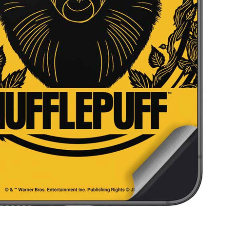 Wizarding Worlds Harry Potter Hufflepuff Illustration Galaxy S24 Plus Skin
