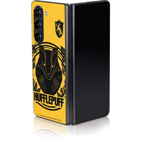 Wizarding Worlds Harry Potter Hufflepuff Illustration Galaxy Z Fold5 5G Skin