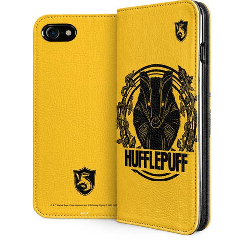 Wizarding Worlds Harry Potter Hufflepuff Illustration iPhone SE (2nd & 3rd Gen) Folio Case