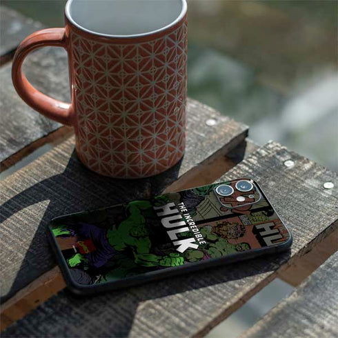Marvel Classic Comics Hulk Fighter Vintage iPhone 11 Skin