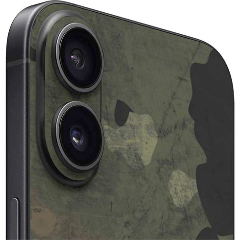 Hunting Camo iPhone 16 Skin