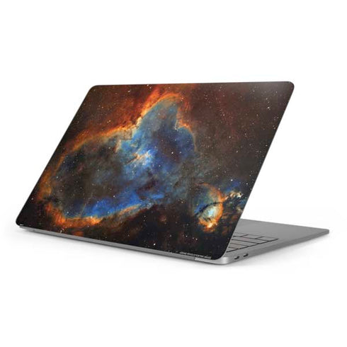 IC 1805 The Heart Nebula in Cassiopeia Apple MacBook Pro 16-inch Skin