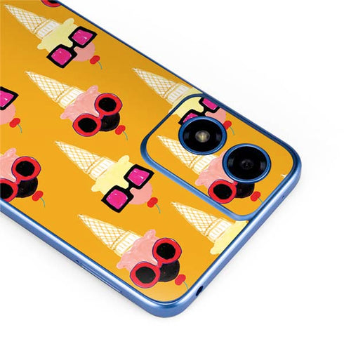 Bouffants and Broken Hearts Ice Cream with Shades Moto G Play 4G (2024) Skin