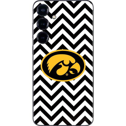University of Iowa Hawkeyes Chevron Print Galaxy S24 Plus Skin