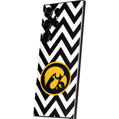 University of Iowa Hawkeyes Chevron Print Galaxy S24 Ultra Skin