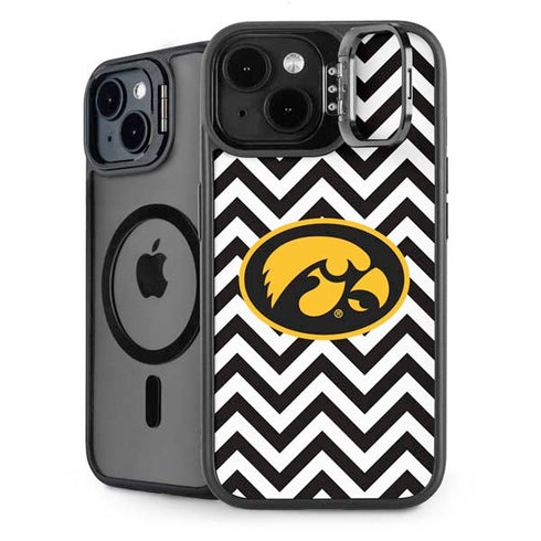 University of Iowa Hawkeyes Chevron Print iPhone 15 Plus Kickstand Case