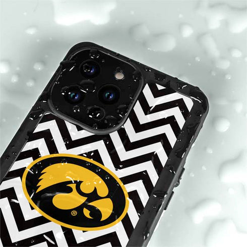 University of Iowa Hawkeyes Chevron Print iPhone 15 Pro Waterproof Case