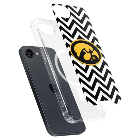 University of Iowa Hawkeyes Chevron Print iPhone 16e MagSafe Case