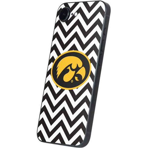 University of Iowa Hawkeyes Chevron Print iPhone 16e Skin