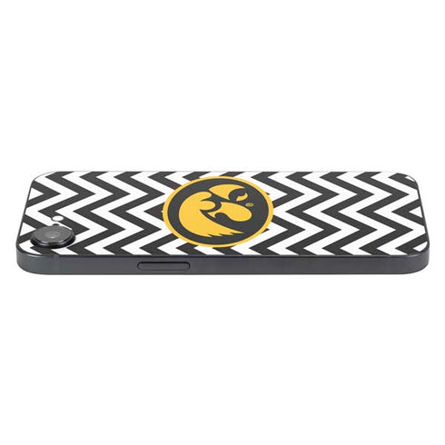 University of Iowa Hawkeyes Chevron Print iPhone 16e Skin