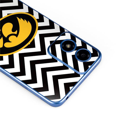 University of Iowa Hawkeyes Chevron Print Moto G Play 4G (2024) Skin