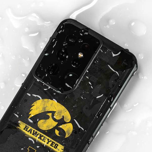 University of Iowa Hawkeyes Distressed Logo Galaxy S24 Ultra Waterproof Case