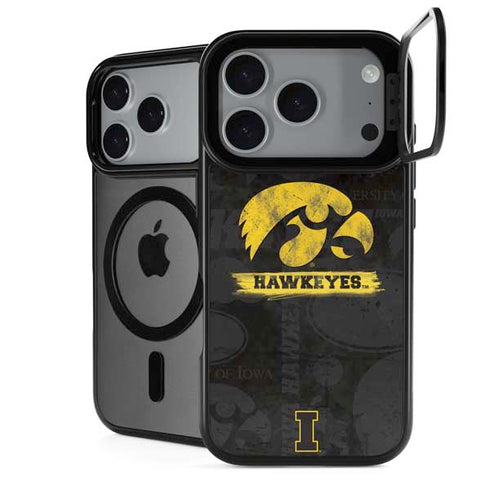 University of Iowa Hawkeyes Distressed Logo iPhone 17 Pro Max Kickstand Case