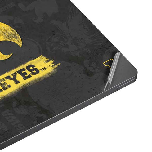 University of Iowa Hawkeyes Distressed Logo Surface Laptop 7 13.8in Skin