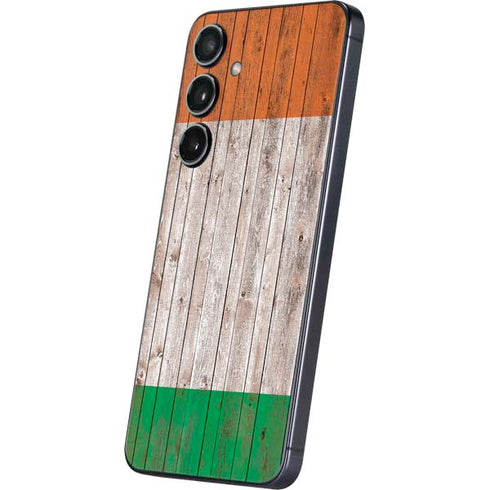 Ireland Flag Dark Wood Galaxy A16 5G Skin