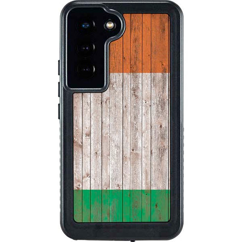 Ireland Flag Dark Wood Galaxy S24 Waterproof Case