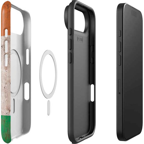 Ireland Flag Dark Wood iPhone 17 Air Magsafe Impact Case