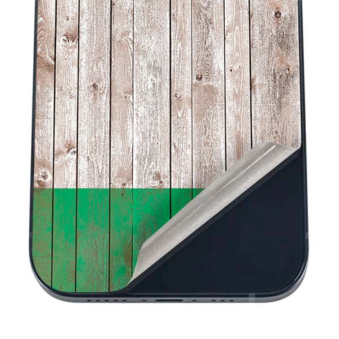 Ireland Flag Dark Wood iPhone 17 Air Skin