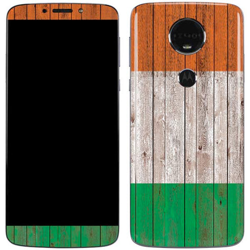 Ireland Flag Dark Wood Moto E5 Plus Skin