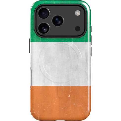 Ireland Flag Distressed iPhone 17 Pro Magsafe Impact Case