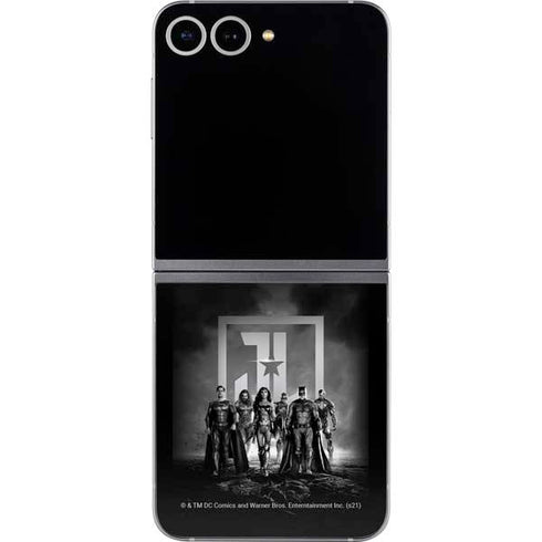 The Justice League (2017) Justice League Black and White Galaxy Z Flip6 Skin