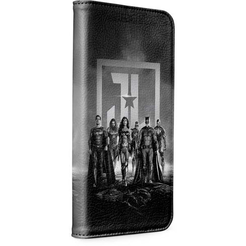 The Justice League (2017) Justice League Black and White iPhone 15 Pro Folio Case