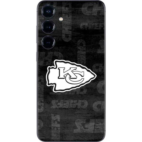 NFL Kansas City Chiefs Black & White Galaxy S24 Skin