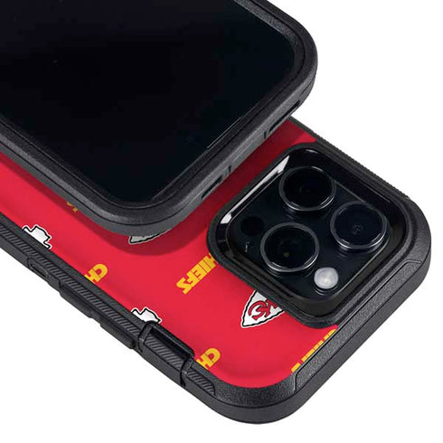 NFL Kansas City Chiefs Blitz Series Otterbox Defender iPhone Skin