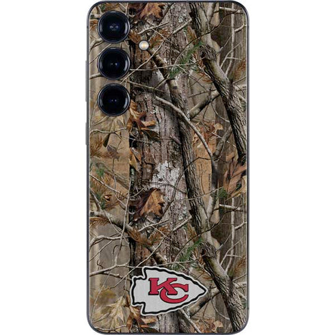 NFL Kansas City Chiefs Realtree AP Camo Galaxy S25 Plus Skin