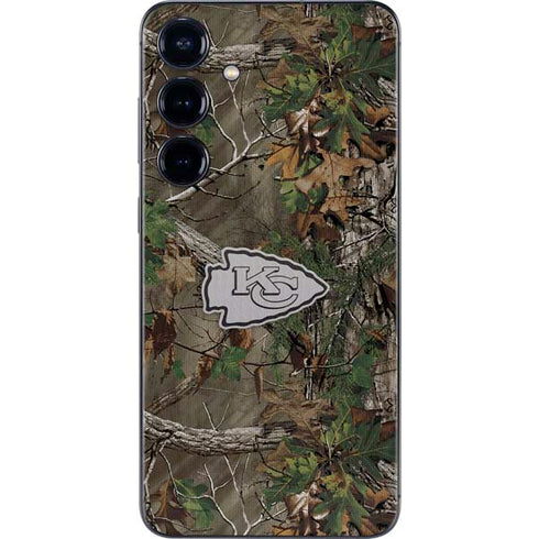 NFL Kansas City Chiefs Realtree Xtra Green Camo Galaxy S24 Plus Skin
