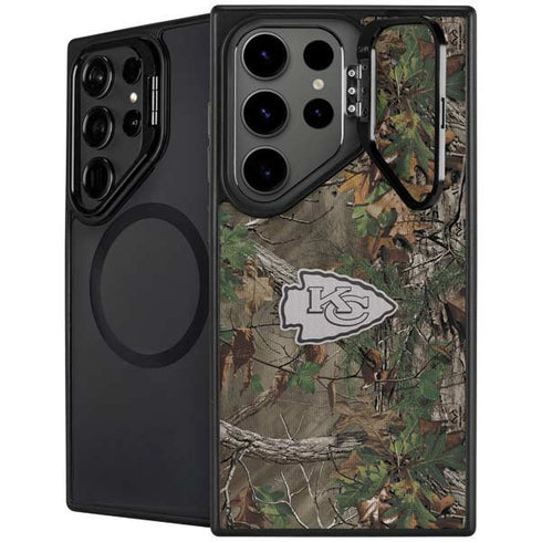 NFL Kansas City Chiefs Realtree Xtra Green Camo Galaxy S25 Ultra Kickstand Case